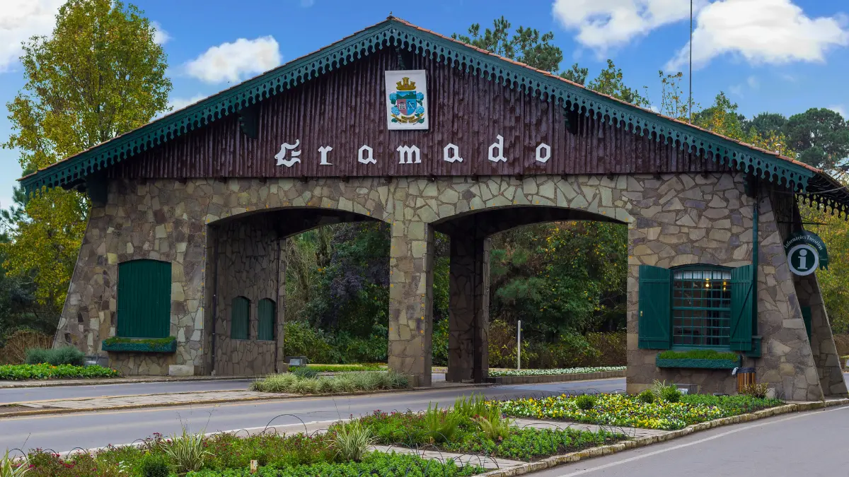 Gramado com crianças