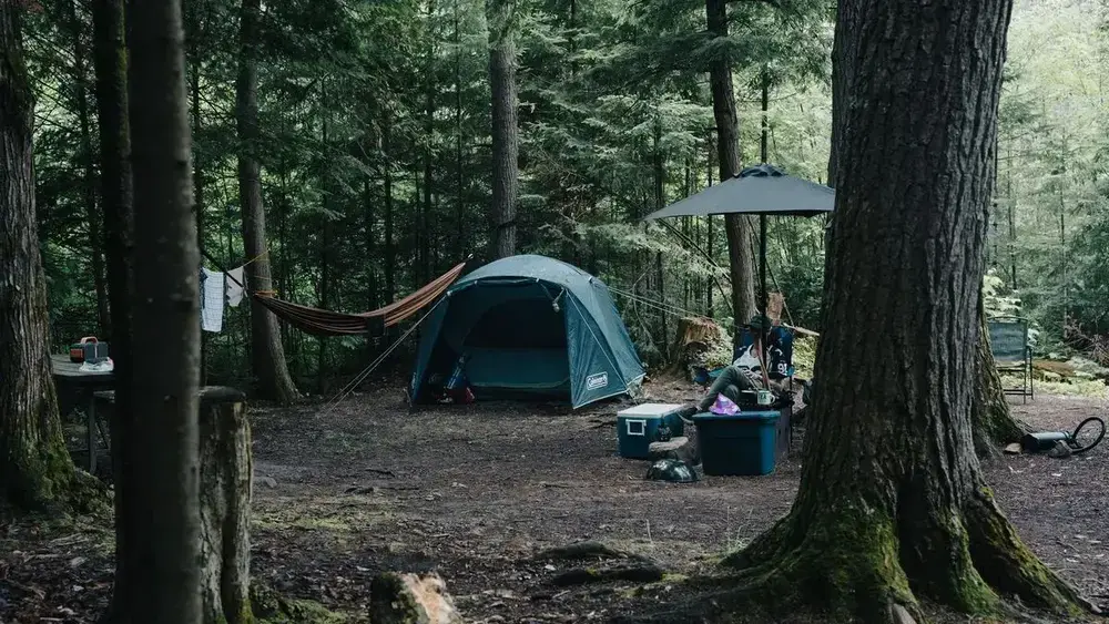 Equipamentos para levar no camping: o que é obrigatório e o que é opcional