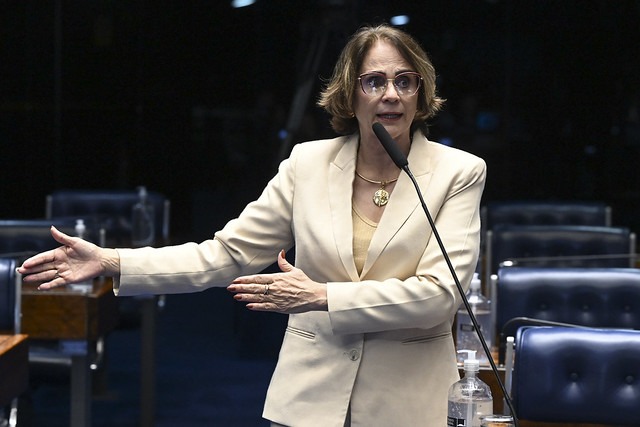 Damares defende penas individuais para atos de 8 de janeiro Damares defende penas individuais para atos de 8 de janeiro