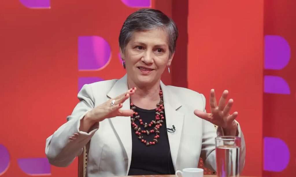 Fenaj e SJPDF repudiam agressão a repórter na Câmara