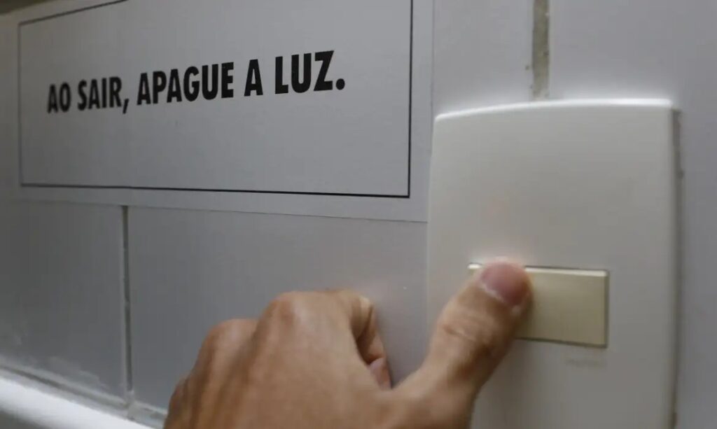 Setor elétrico: risco ou custo de R$ 5,4 bi em térmicas? Setor elétrico: risco ou custo de R$ 5,4 bi em térmicas?