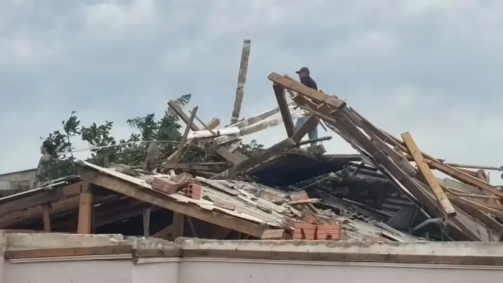Temporal causa emergência em três cidades de SC