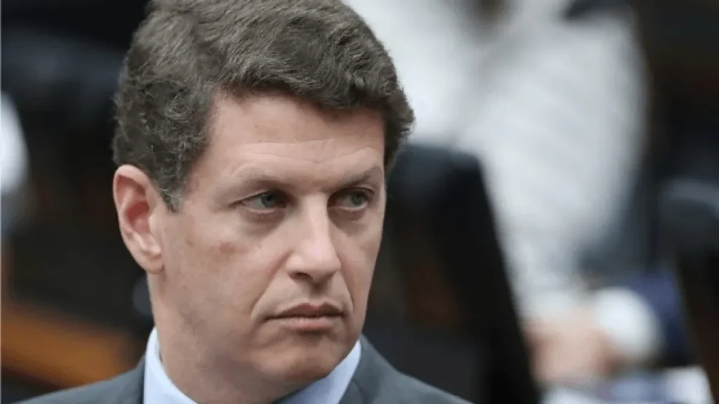 Ricardo Salles troca suplente e escala ex-deputado do PL para Senado