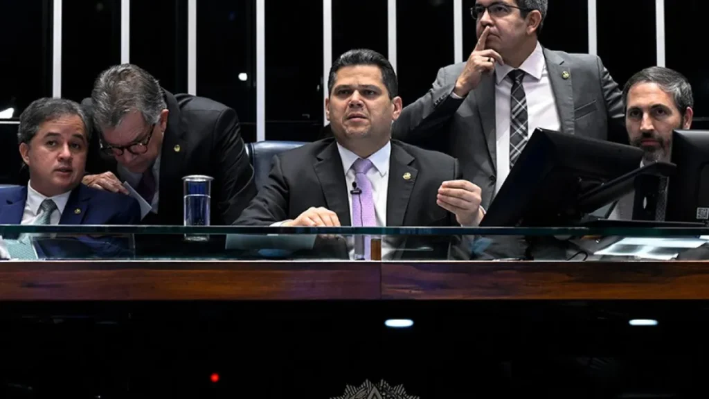 Alcolumbre: “Diálogo com Lula foi restabelecido” Alcolumbre: “Diálogo com Lula foi restabelecido”